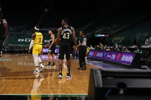 爱游戏网页-大胜无聊改玩摄影 四个瞬间证明字母哥仍在进步